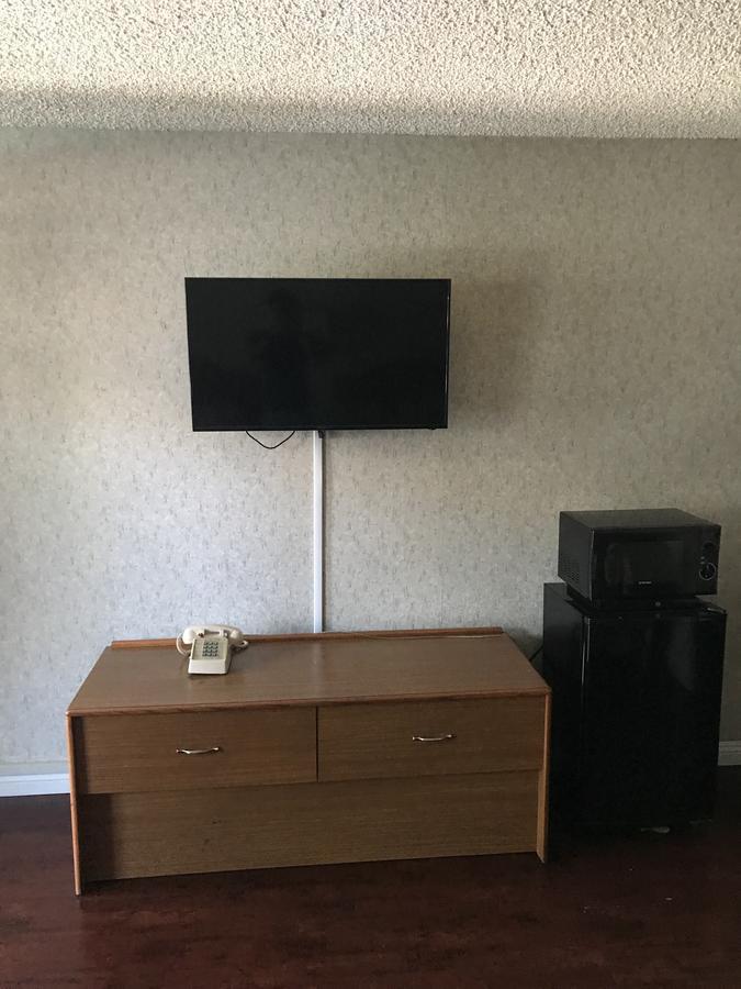 Akua Motor Hotel อนาไฮม์ ภายนอก รูปภาพ